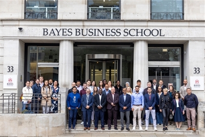 CƠ HỘI CHO HỌC SINH VIỆT NAM TỐT NGHIỆP PTTH ĐƯỢC VÀO HỌC BAYES BUSINESS SCHOOL (City University of London) 